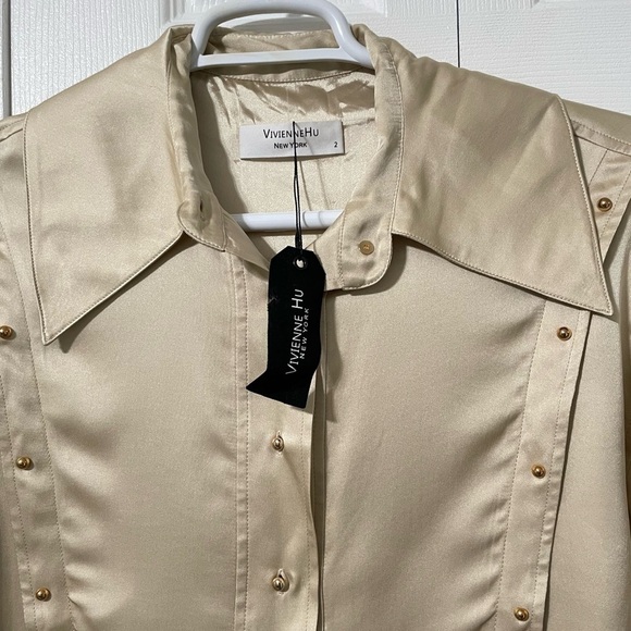 Vivienne Hu Women’s NWT Long Sleeve Gold Silk Style Large collar size 2 - Picture 13 of 16